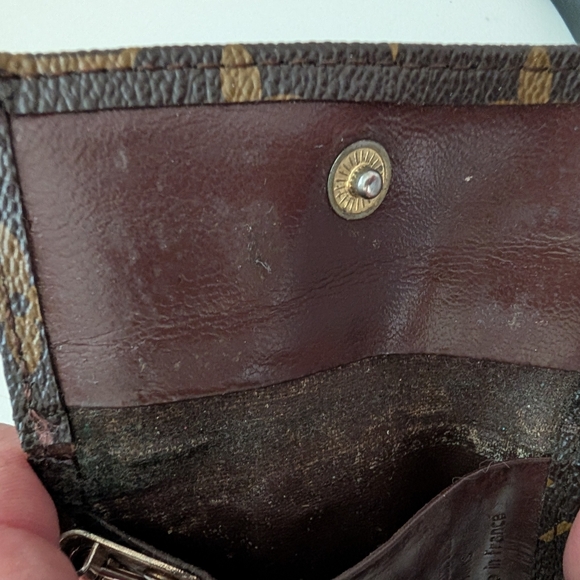 Authentic Vintage 70's Louis Vuitton Folded 6 key Carrier/Case/Holder - Picture 11 of 16